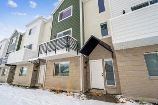 Great for Multiple Families! - 1