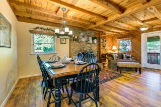 Hot Tub & Fire Pit: Cozy Cabin in Maggie Valley - 4