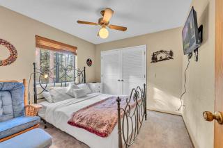 Soda Springs Cabin Less Than 1 Mile to the Slopes - 8