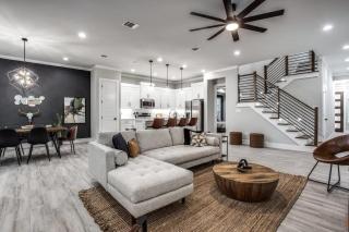 4 BD Victory Gardens Estate - Mins to Sites - Dallas - 0