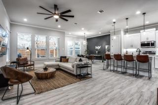 4 BD Victory Gardens Estate - Mins to Sites - Dallas - 4