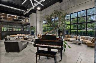 Industrial Modern Estate with Cinema Gym Pool Pickle Ball and Hot Tub - 4