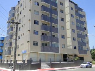 Otimo apartamento de 2 quartos na Praia do Morro - 9