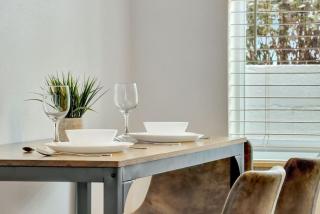 Coastal Retreat ONLY 1 block from the beach - Hollywood - 3
