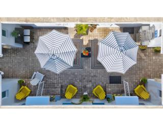 Beachside Bliss Hollywood Studio - Hollywood - 1