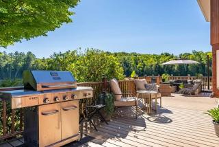 Kings Wee Castle 6BR Serene Luxury Family Retreat - Bancroft - 2