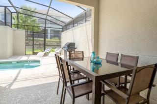 Upstay - Resort Home with Pool at ChampionsGate - Davenport - 4