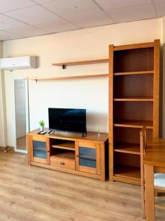Cerca del Aeropuerto -7 min en coche- con parking - Madrid - 5