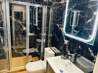 Grey Suite at Piraeus Port - Pireo - 6