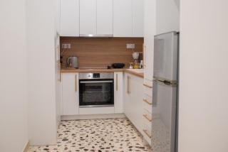 Prime Location, Renovated Flat! - Atene - 6