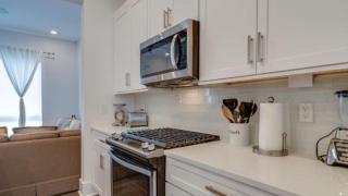 1050 East Trinity Lane, Unit 7 Hbr - Nashville - 3