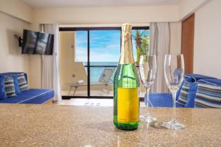 Plaza Pelicanos Grand Beach Resort All Inclusive - Puerto Vallarta - 1