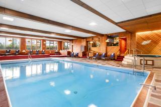 Best Western Adirondack Inn - 2