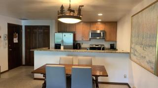 Avon Center 1 Bed 1 Bath w Balcony - 2
