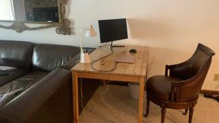 Avon Center 1 Bed 1 Bath w Balcony - 4