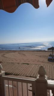 Frente al mar - La Mata - 1