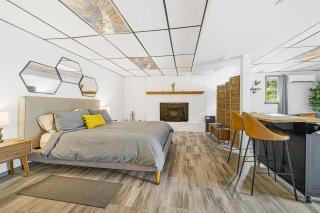 Romantic Garden Studio - 1br - Indoor Fireplace - Leicester - 8