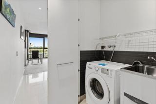 Beautiful 1-Bed Unit in The Heart of Melbourne - Melbourne - 1