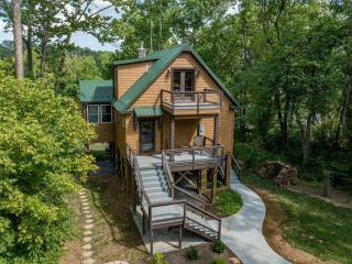 Riverside Oasis with Stunning Views, Cozy Firepit! - Luray - 7