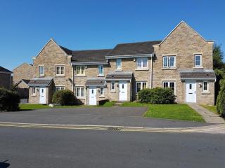 Burnley Entire House 4-Bedrooms-Sleeps 6-Driveway - Burnley - 0