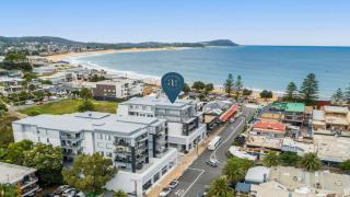 Breezes - Oceans Edge Ocean Views , Wifi Accom Holidays - Terrigal - 2