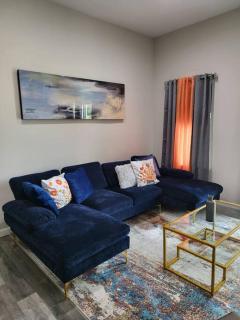 Virgil House With Soaking bathtub Houston Texas - 9