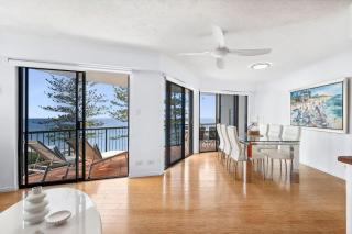Unit 8 'The Rocks' - Coolum Beach - 6