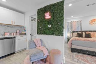 Luxury Pink Suite in Downtown - Dallas - 8