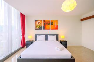 Good Deal and Strategic 1BR L'Avenue Apartment By Travelio - Jakarta - 5