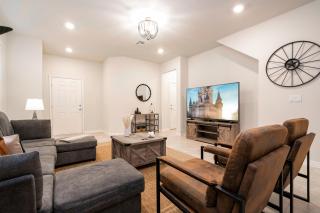 5 En-Suites Access to Amazing Resort! - 7