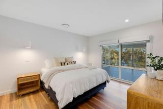 Lakeside Retreat - Long Jetty - 4