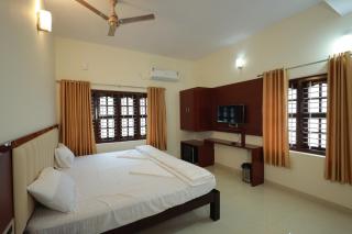 Swami Prasad Paradise hotel - 1