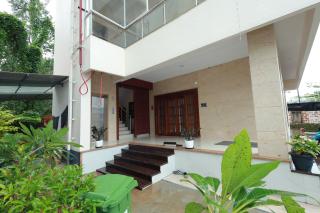 Swami Prasad Paradise hotel - 5