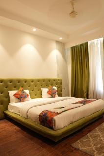 Hotel Elite Sector 45 I Gurgaon central I Couple Friendly - Gurgaon - 9