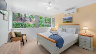 Hillview - Pet Friendly, Telsa Charger, Sleeps 6 - Coffs Harbour - 6