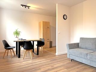 YiPY Apartments - Halle - 6