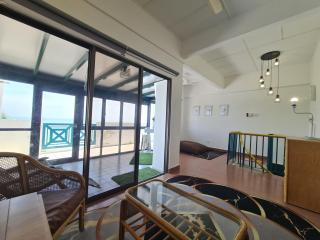 13pax 3R2B, BEACHFRONT DUPLEX PENTHOUSE, FREE BBQ Set, Wifi, 50" Smart TV - Port Dickson - 9
