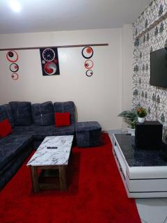 Reddz Apartment Nairobi South B - 4