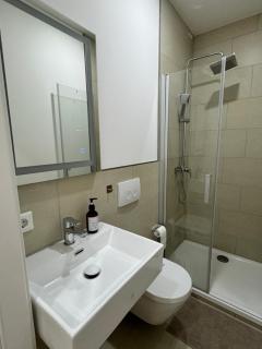 Heaven Homes - Privatzimmer mit Bad in der Nähe von Hbf - Düsseldorf - 4