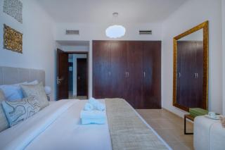 Cozy 1-Bedroom Apartment at Heart of Dubai - 4