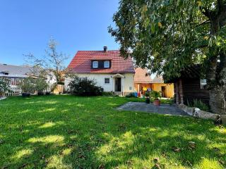 Stilvolles Haus mit Naturgarten & Weitblick - für Familien & Freunde - Oberschwarzach - 9