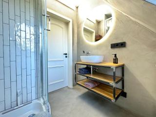 Stilvolles Haus mit Naturgarten & Weitblick - für Familien & Freunde - 4