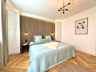 Stilvolles Haus mit Naturgarten & Weitblick - für Familien & Freunde - 0