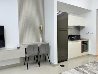 Comfortable And Spacious Studio At Claren Towers - Dubai - 4