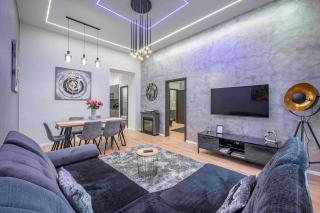 Exclusive Downtown Apartment with AC - Budapest - 0