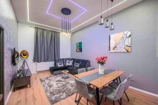 Exclusive Downtown Apartment with AC - Budapest - 9