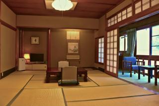 Tsutaya Ryokan - Toyooka - 7