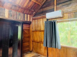 Khu Nghỉ dưỡng Sinh thái Nhà Lụa Retreat - - 0