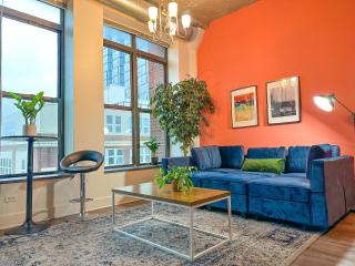 McCormick 2Br-2Ba family unit for up to 8 guests with Optional Parking & Gym Access - Chicago - 3
