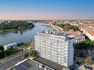 Novotel Szeged - Szeged - 8